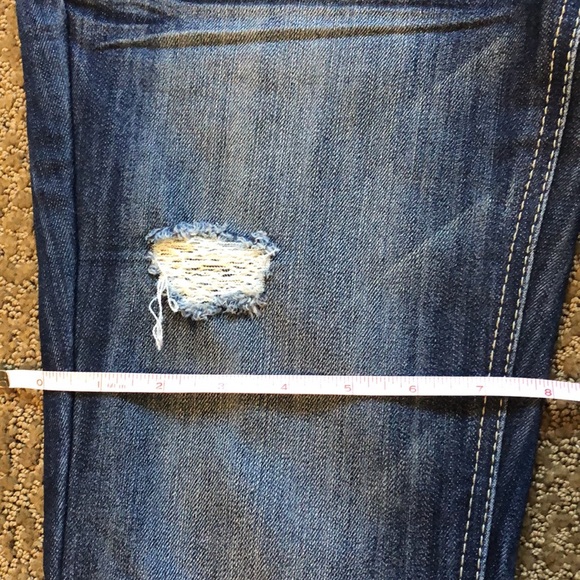 Arden B Distressed Jeans - Picture 9 of 15